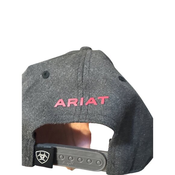 Ariat Grey Logo Adjustable Baseball Cap With Snapback Closure - Picture 3 of 4